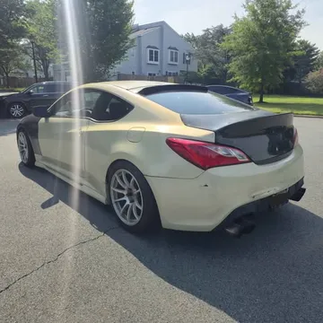 2011 Hyundai Genesis Coupe 2.0T