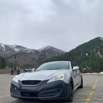 2011 Hyundai Genesis Coupe 2.0T