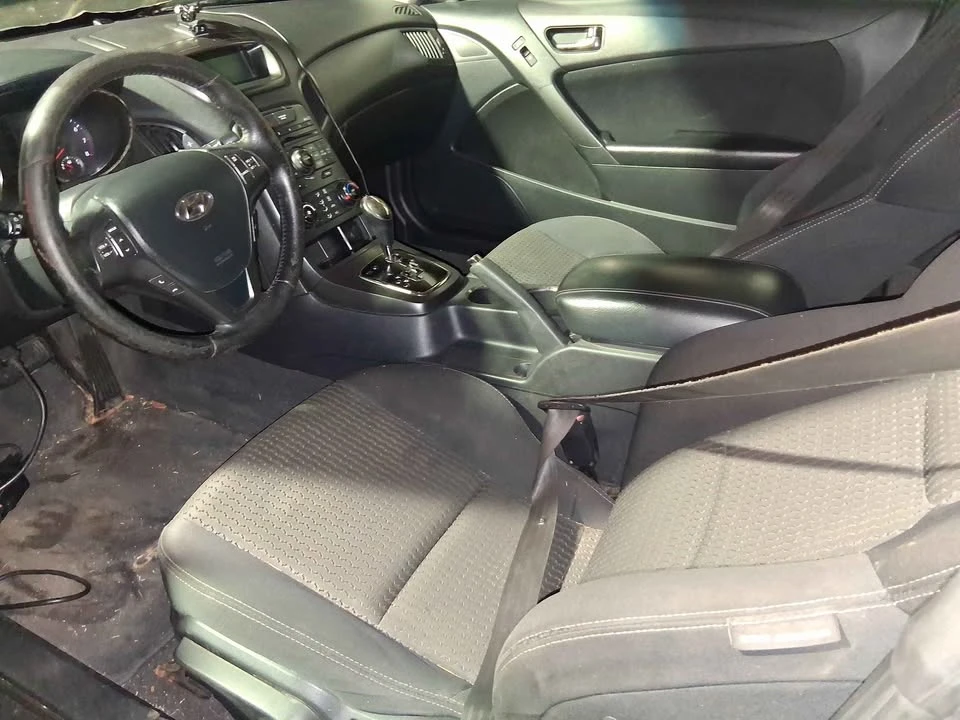 2011 Hyundai Genesis Coupe - Image 11 of 11