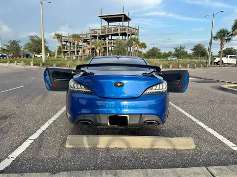 2011 Hyundai Genesis Coupe 2.0T Coupe 2D