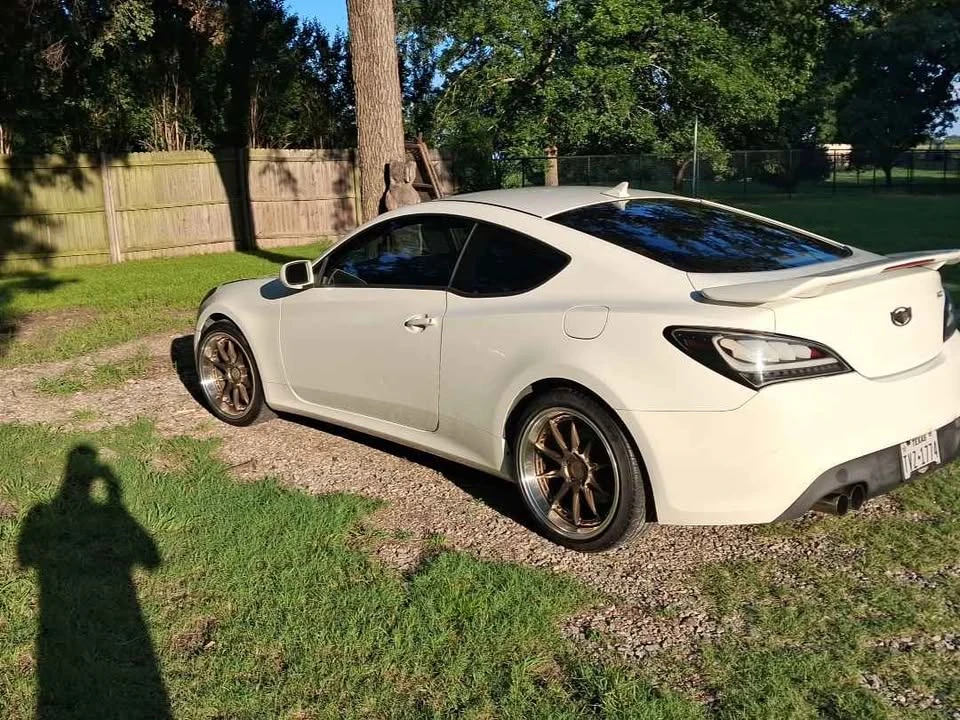 2011 Hyundai Genesis Coupe - Image 7 of 7