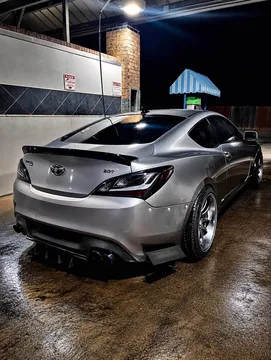 2011 Hyundai Genesis Coupe 2.0T