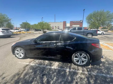2011 Hyundai Genesis Coupe 2.0T