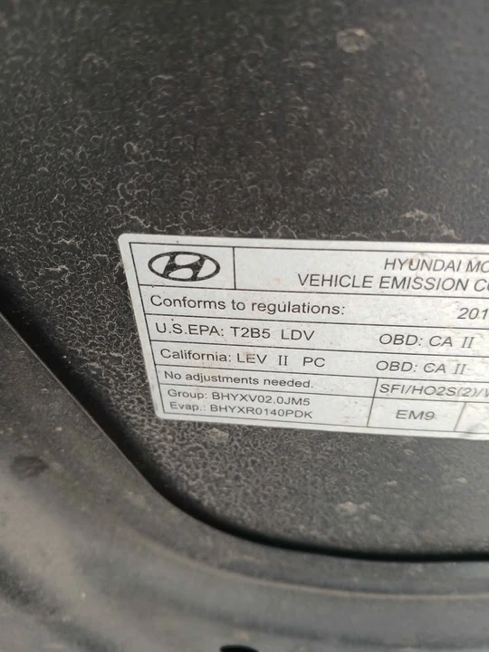 2011 Hyundai Genesis Coupe - Image 10 of 18