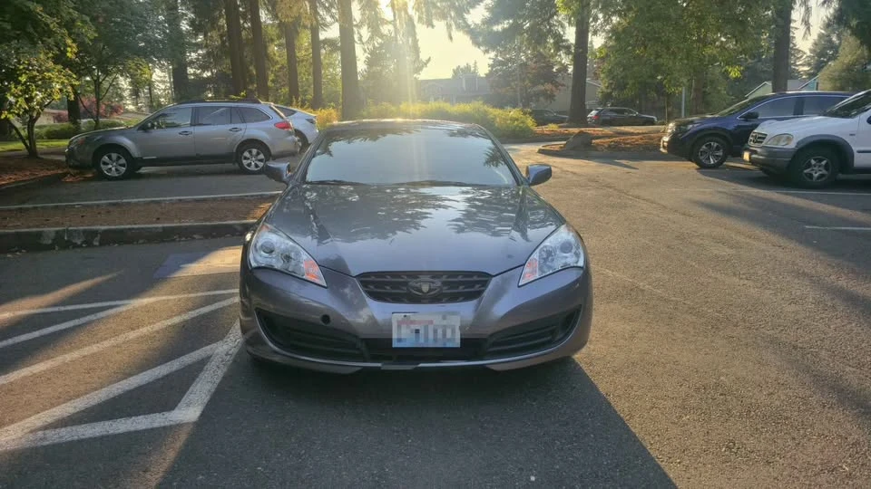 2011 Hyundai Genesis Coupe - Image 4 of 7