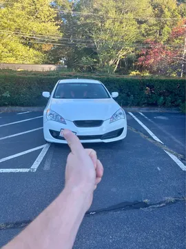 2011 Hyundai Genesis Coupe 2.0T