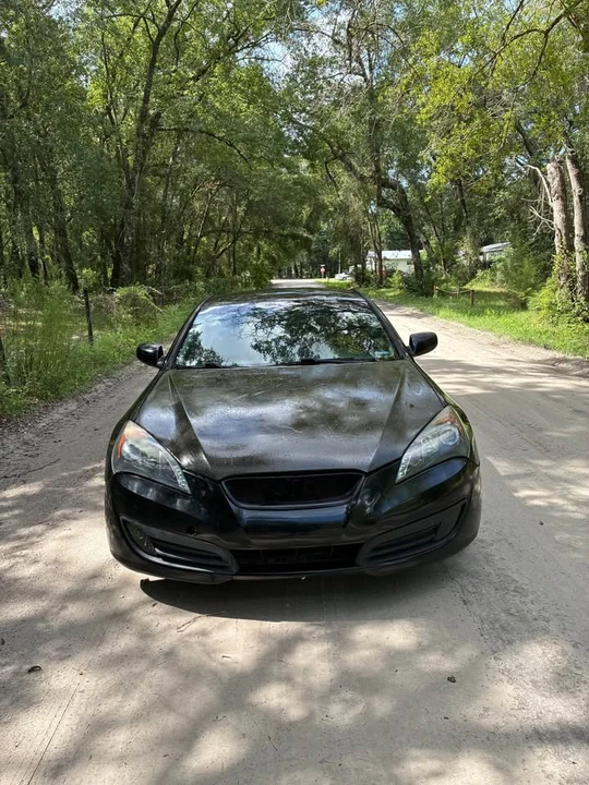 2011 Hyundai Genesis Coupe - Image 2 of 9
