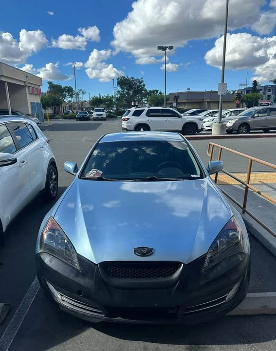 2011 Hyundai Genesis Coupe - Image 2 of 5