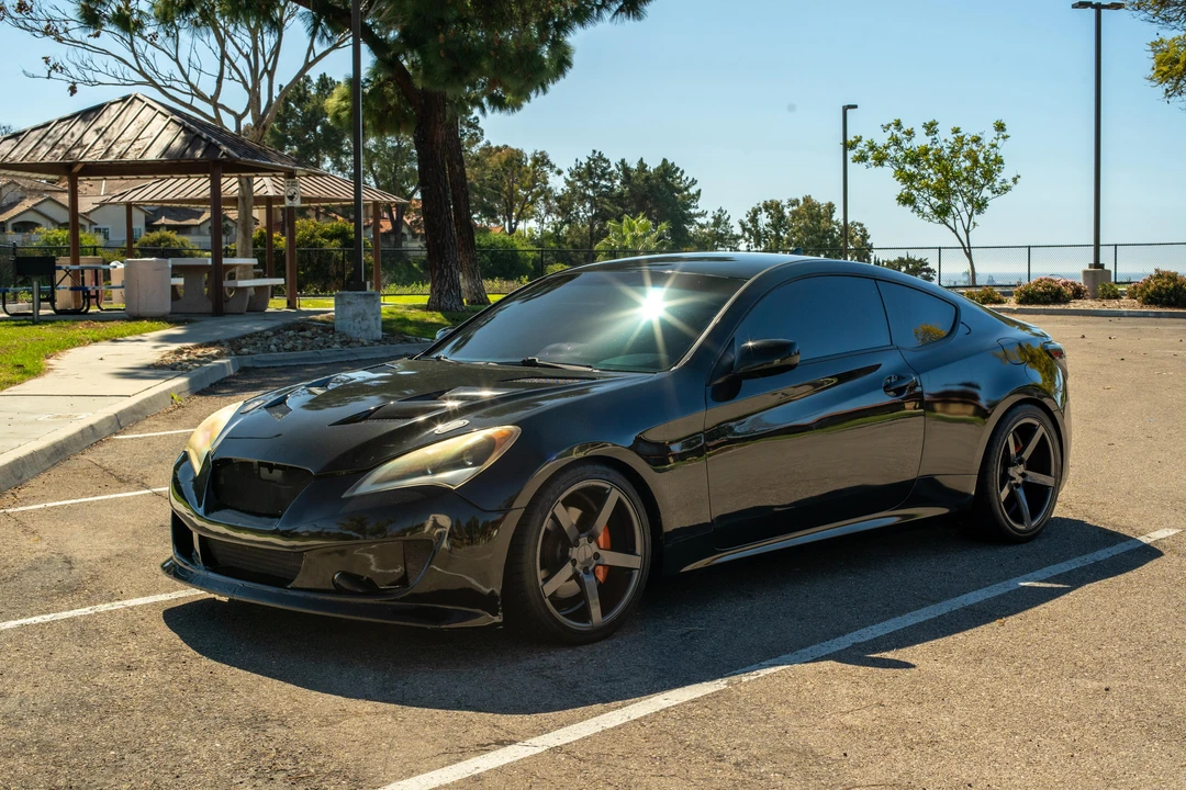 2011 Hyundai Genesis Coupe - Image 6 of 31