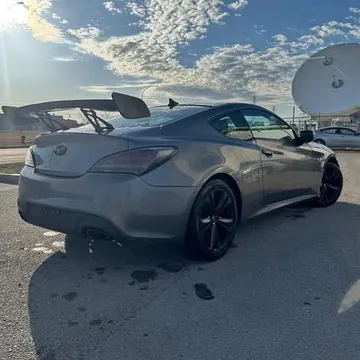 2011 Hyundai Genesis Coupe 2.0T