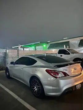 2011 Hyundai Genesis Coupe 2.0T