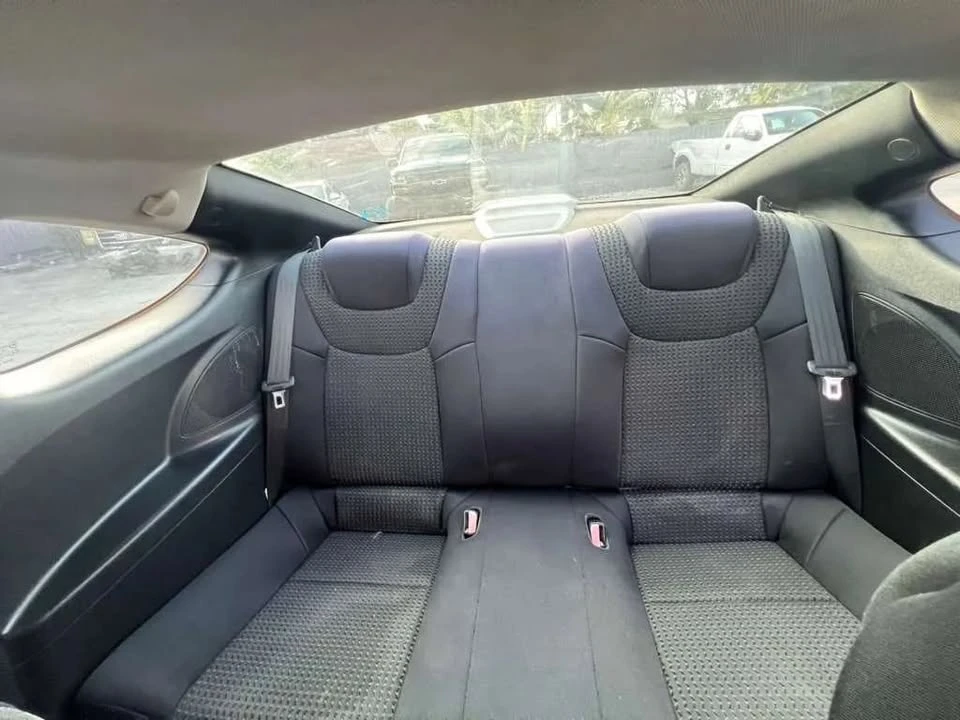 2011 Hyundai Genesis Coupe - Image 13 of 14