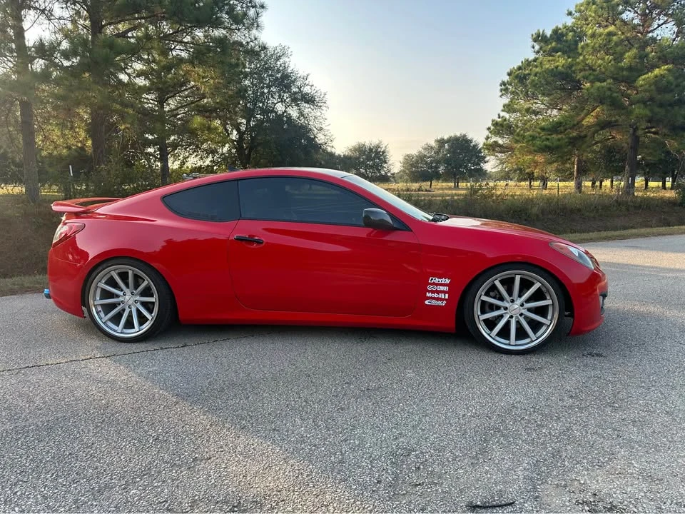 2011 Hyundai Genesis Coupe - Image 6 of 13