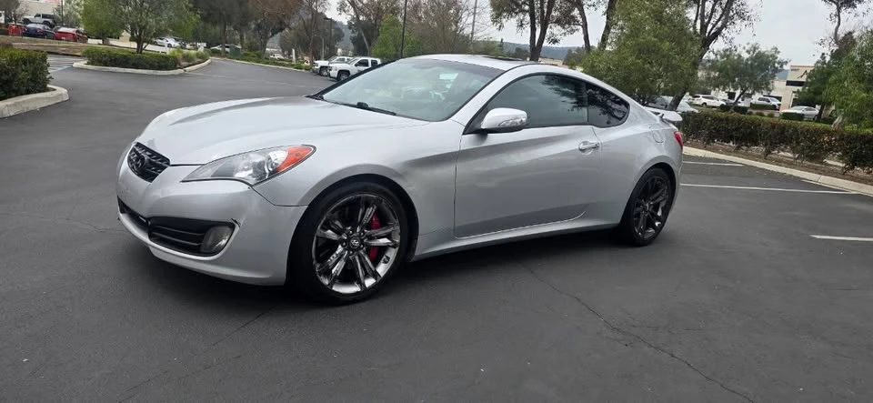 2011 Hyundai Genesis Coupe - Image 15 of 20