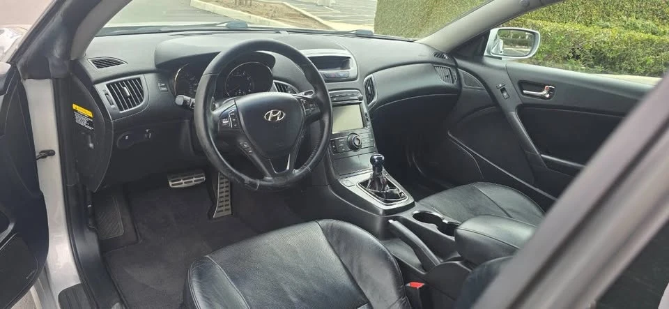 2011 Hyundai Genesis Coupe - Image 20 of 20