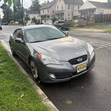 2011 Hyundai Genesis Coupe 2.0T Premium