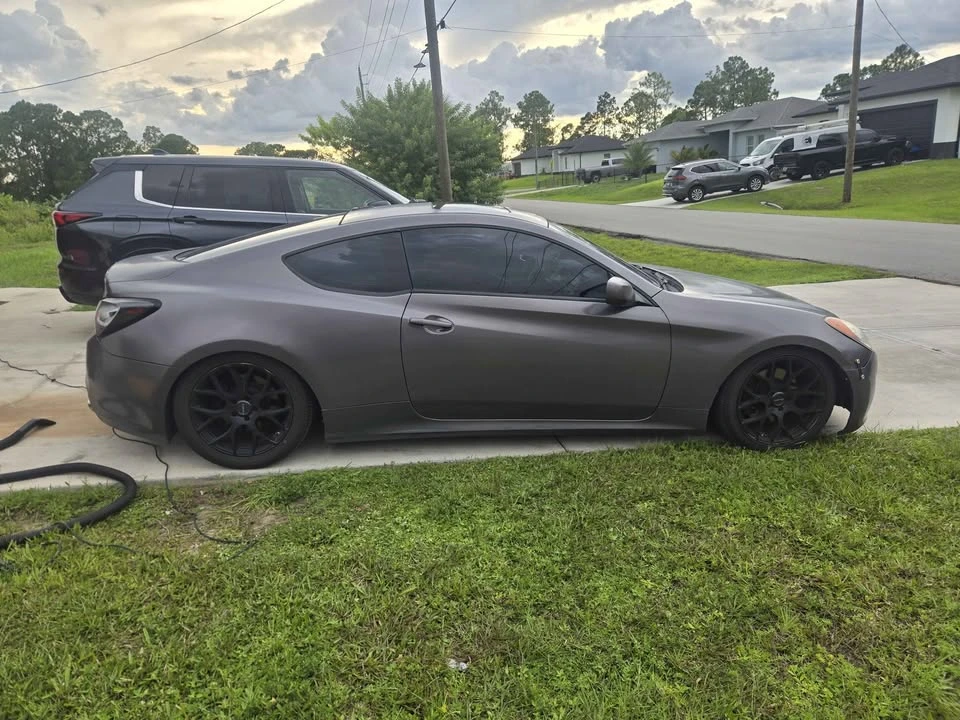 2011 Hyundai Genesis Coupe - Image 5 of 6