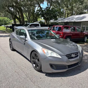 2011 Hyundai Genesis Coupe 2.0T Premium