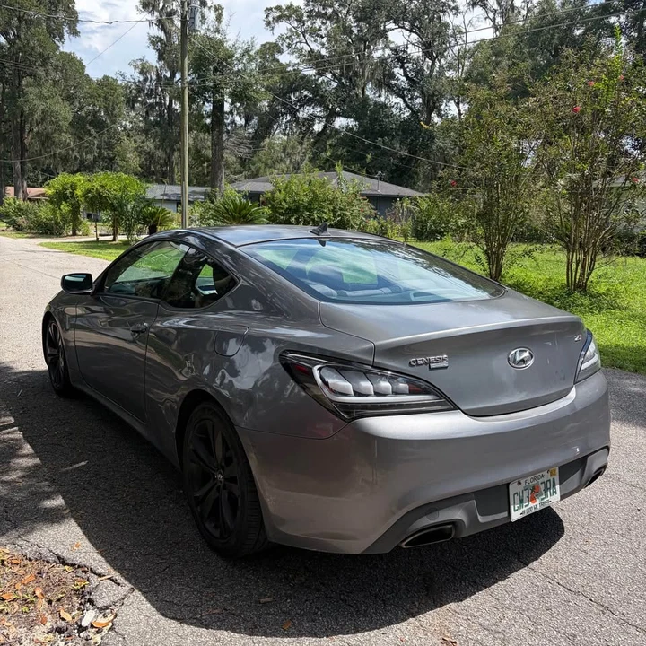 2011 Hyundai Genesis Coupe - Image 4 of 6