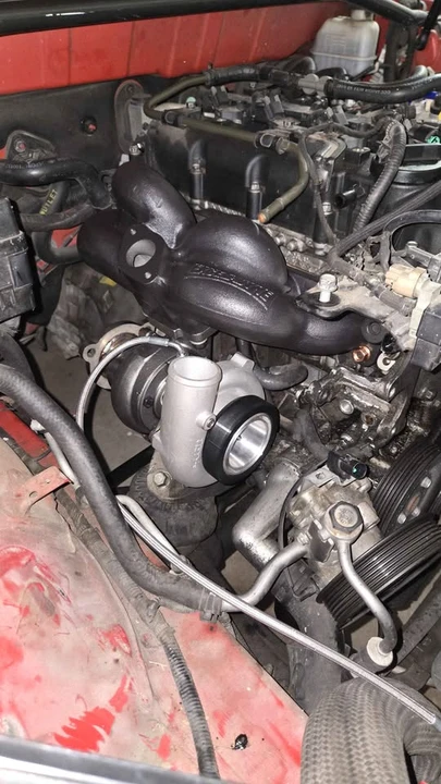 2011 Hyundai Genesis Coupe - Image 2 of 4