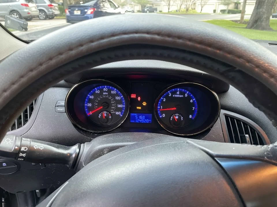 2011 Hyundai Genesis Coupe - Image 3 of 5