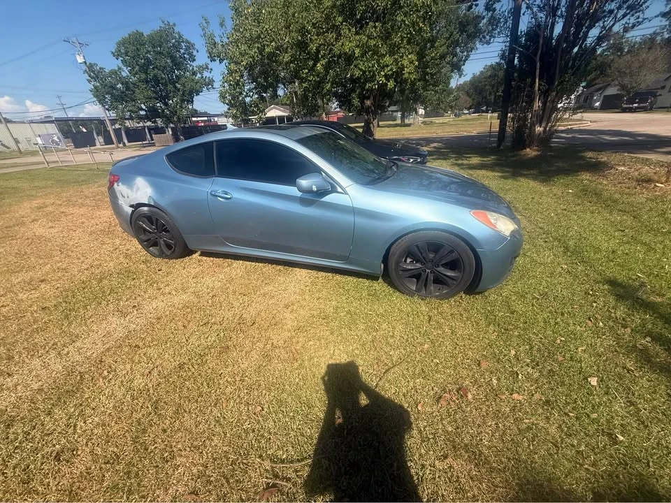 2011 Hyundai Genesis Coupe - Image 12 of 12
