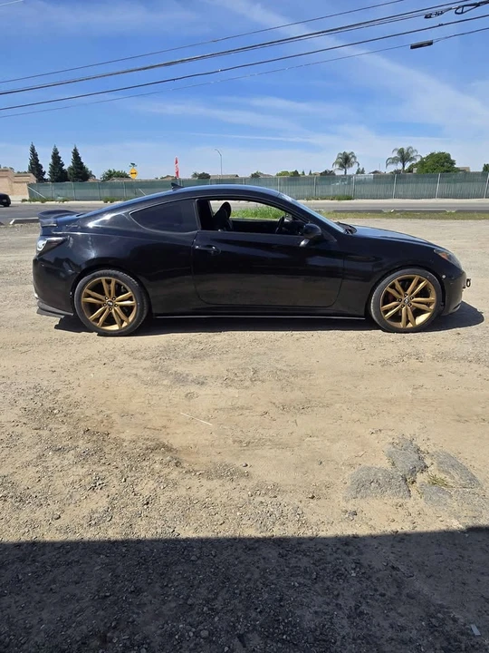 2011 Hyundai Genesis Coupe - Image 6 of 7