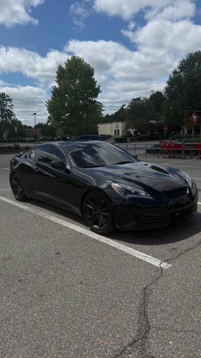 2011 Hyundai Genesis Coupe - Image 3 of 4