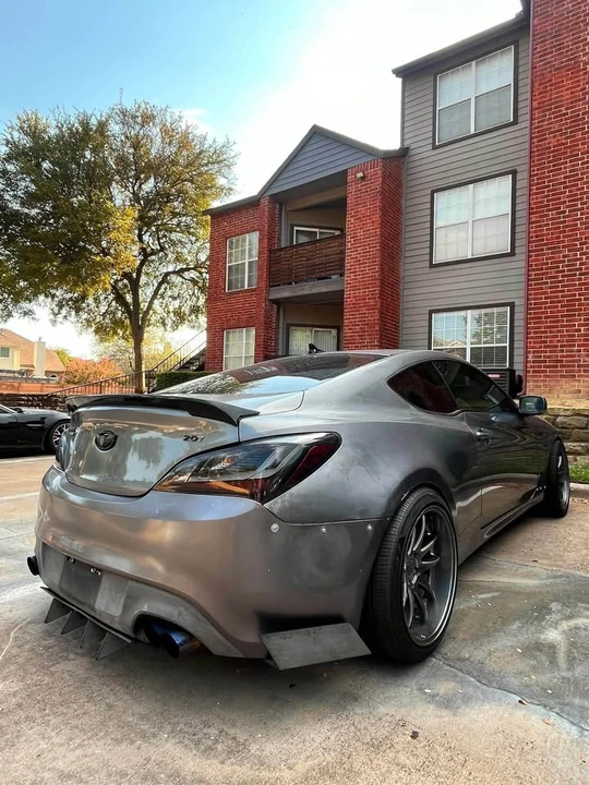 2011 Hyundai Genesis Coupe - Image 11 of 11