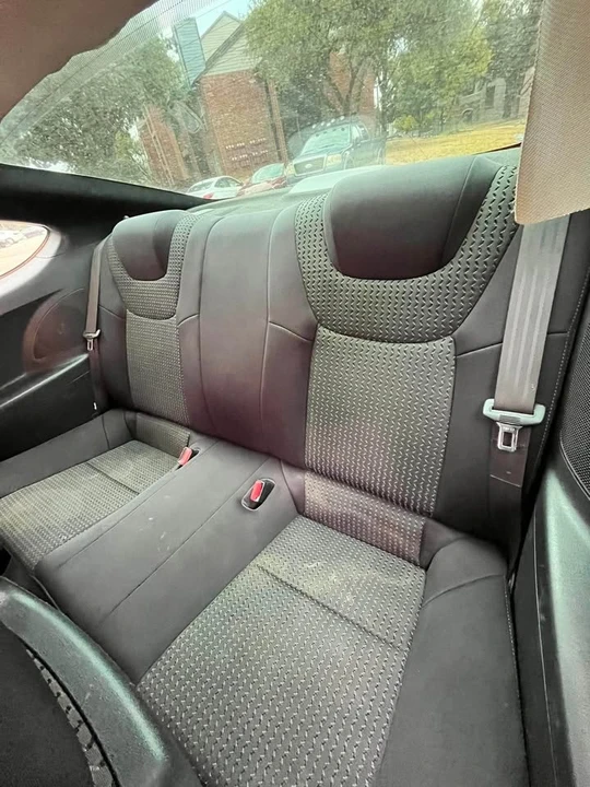 2011 Hyundai Genesis Coupe - Image 7 of 11