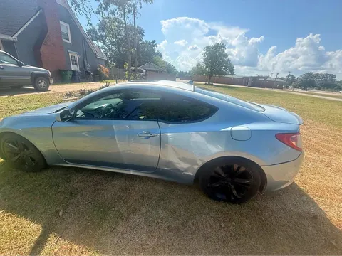 2011 Hyundai Genesis Coupe 2.0T R-Spec