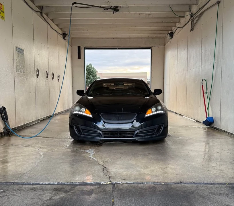 2011 Hyundai Genesis Coupe - Image 5 of 12