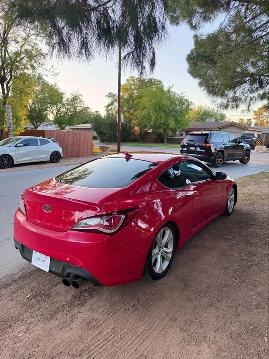 2011 Hyundai Genesis Coupe - Image 3 of 9