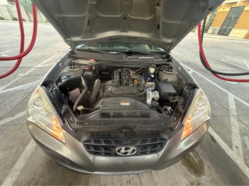 2011 Hyundai Genesis Coupe - Image 8 of 8