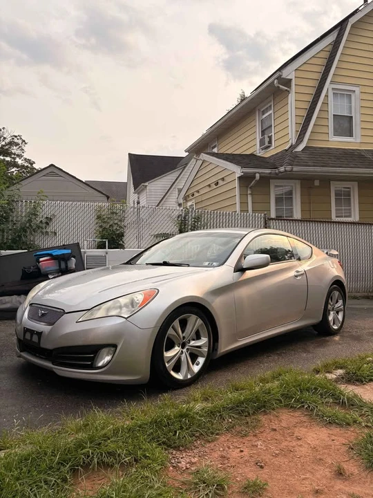 2011 Hyundai Genesis Coupe - Image 3 of 20