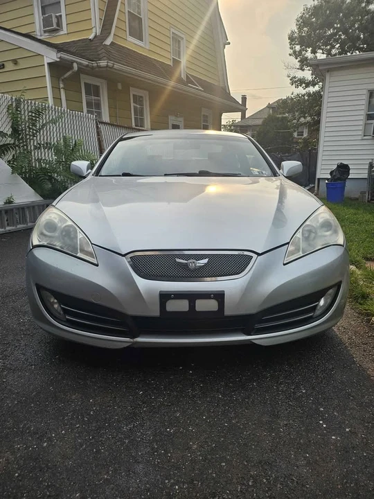 2011 Hyundai Genesis Coupe - Image 14 of 20