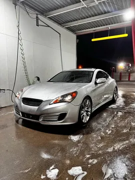 2011 Hyundai Genesis Coupe 3.8 Coupe 2D