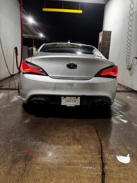 2011 Hyundai Genesis Coupe - Image 4 of 4