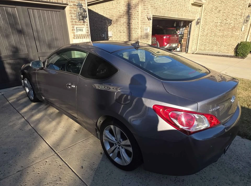 2011 Hyundai Genesis Coupe - Image 5 of 9