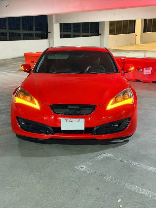 2011 Hyundai Genesis Coupe - Image 2 of 7