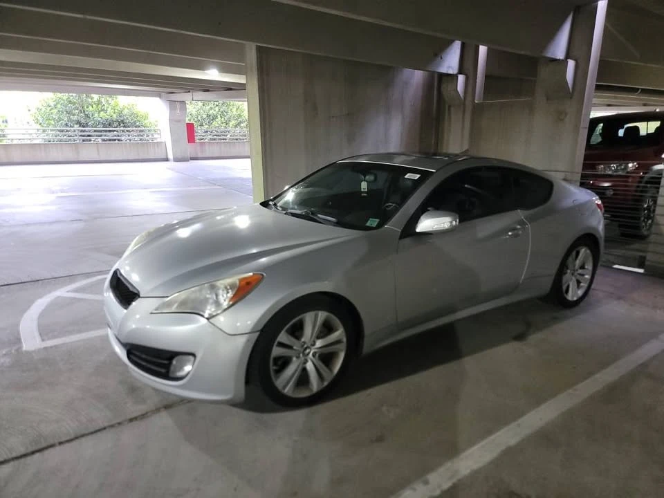 2011 Hyundai Genesis Coupe - Image 9 of 13
