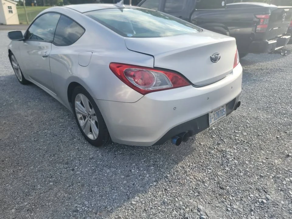 2011 Hyundai Genesis Coupe - Image 2 of 13