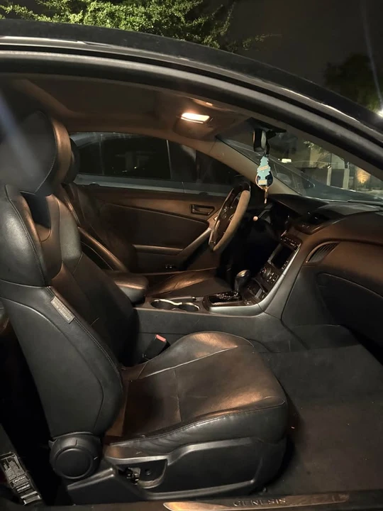2011 Hyundai Genesis Coupe - Image 5 of 7