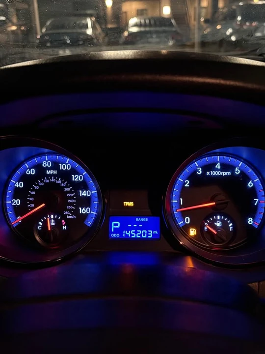 2011 Hyundai Genesis Coupe - Image 7 of 7