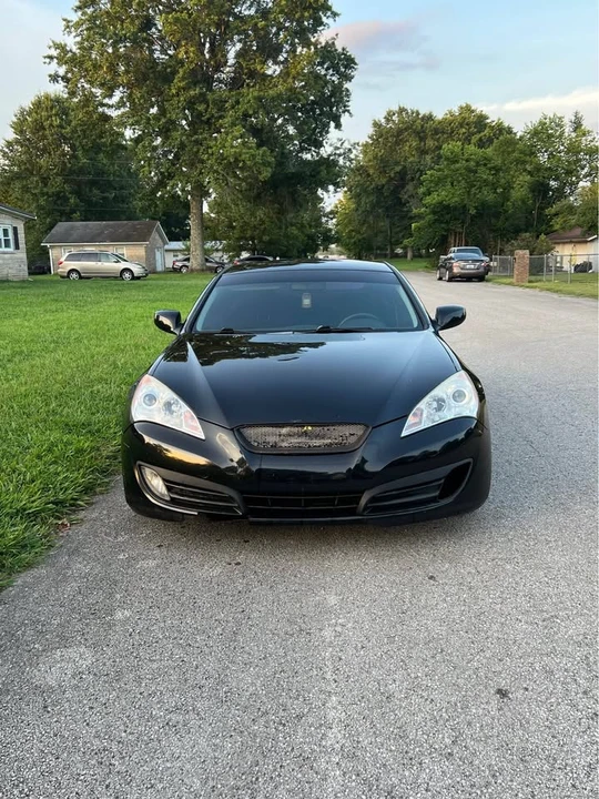 2011 Hyundai Genesis Coupe - Image 8 of 13