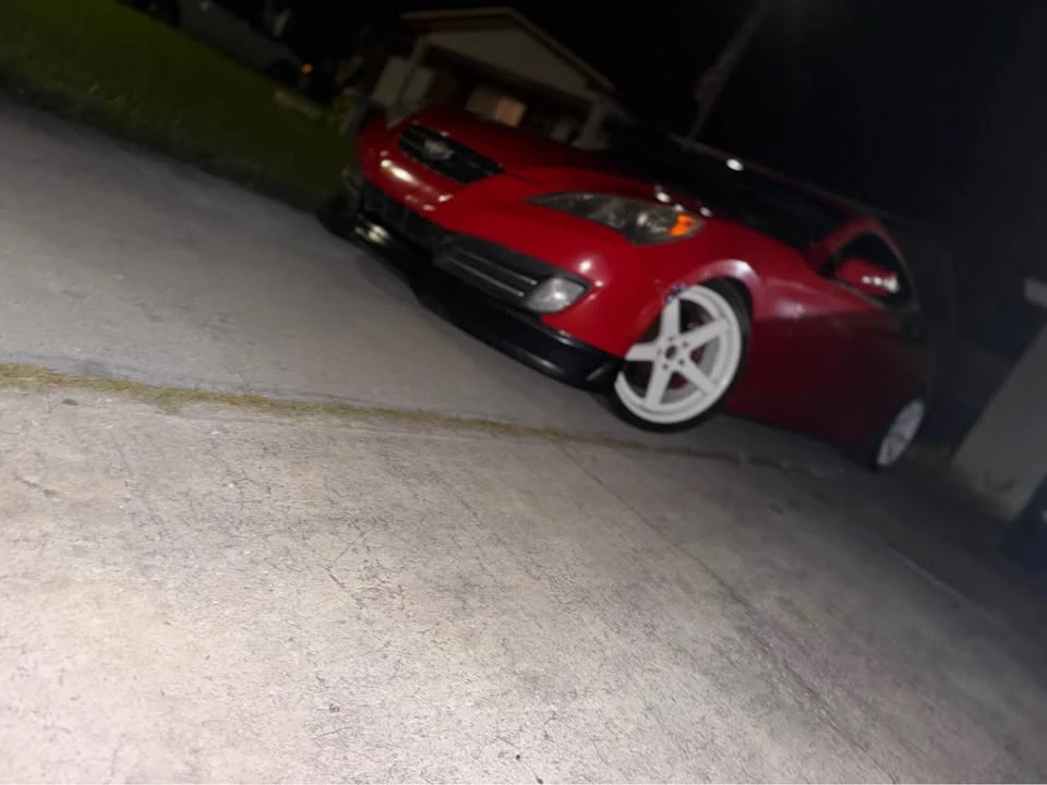 2011 Hyundai Genesis Coupe - Image 6 of 11