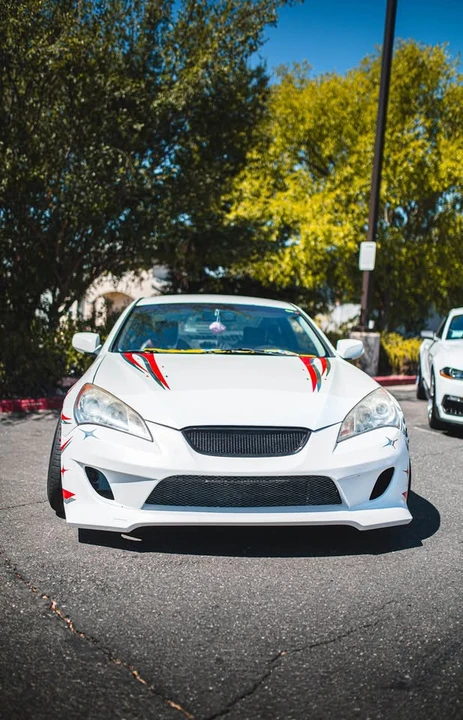 2011 Hyundai Genesis Coupe - Image 4 of 16
