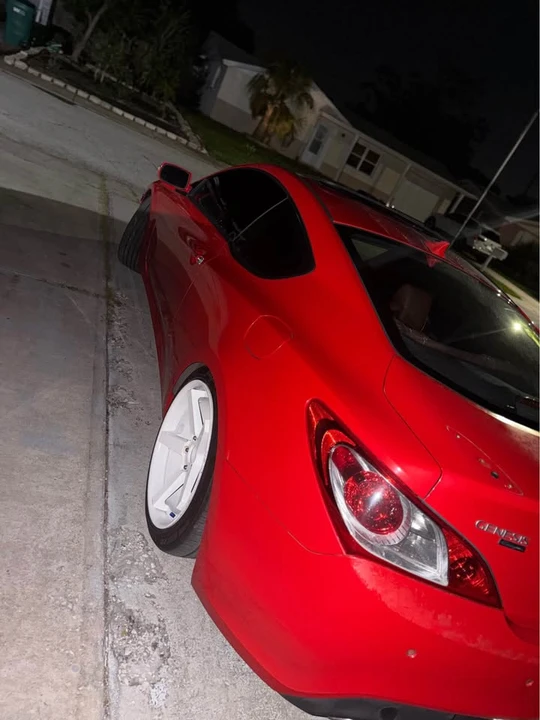 2011 Hyundai Genesis Coupe - Image 4 of 11