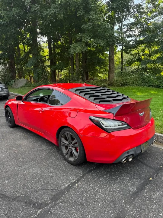 2011 Hyundai Genesis Coupe - Image 2 of 5
