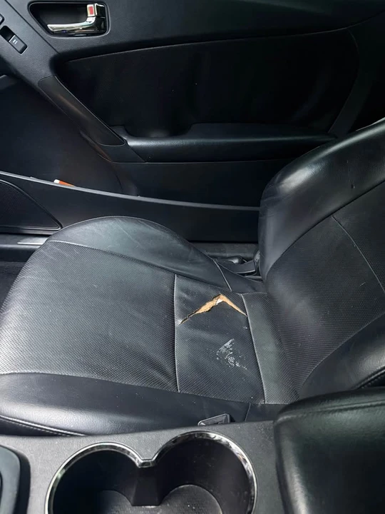 2011 Hyundai Genesis Coupe - Image 10 of 10